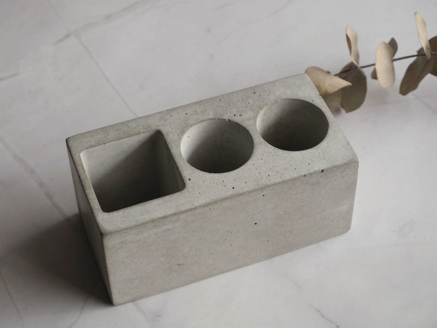 Concrete Toothbrush Holder | Electric toothbrush | Toothpaste