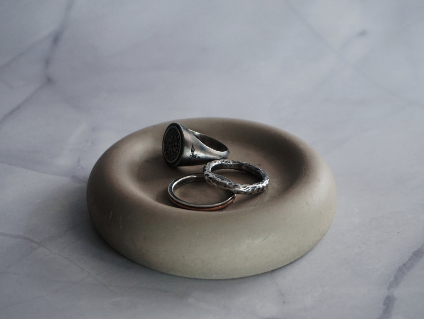 CONCRETE TRINKET DISH