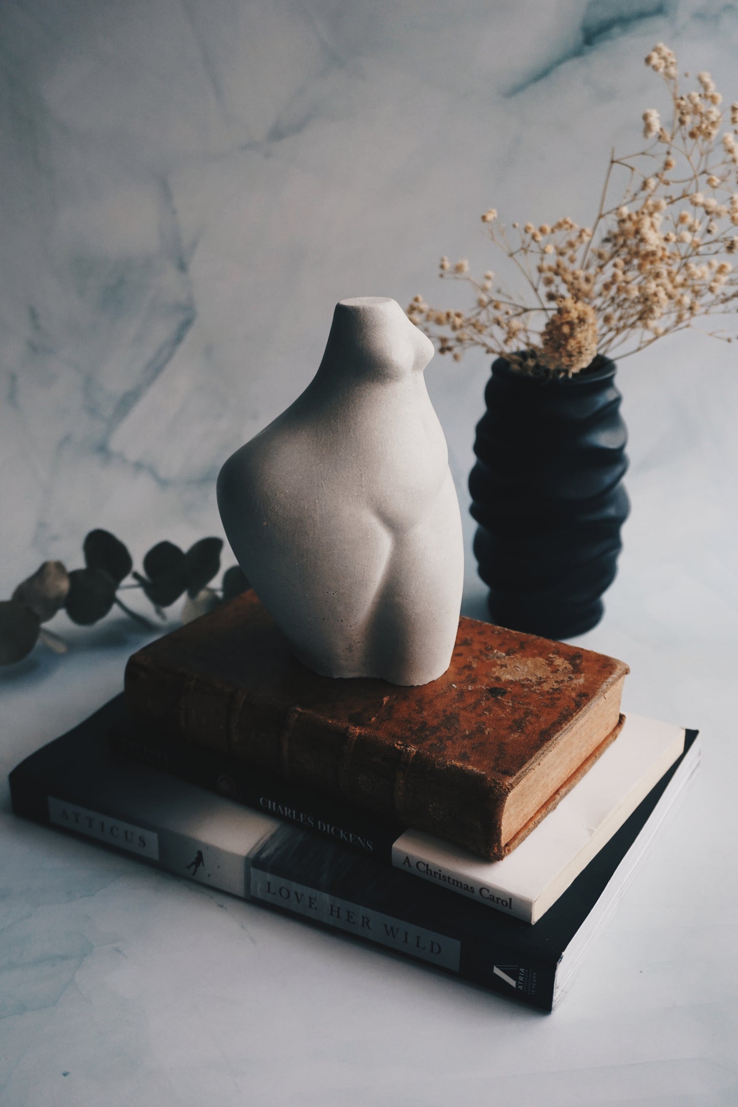 Concrete BOOKEND | Female Body | SHELF DECOR