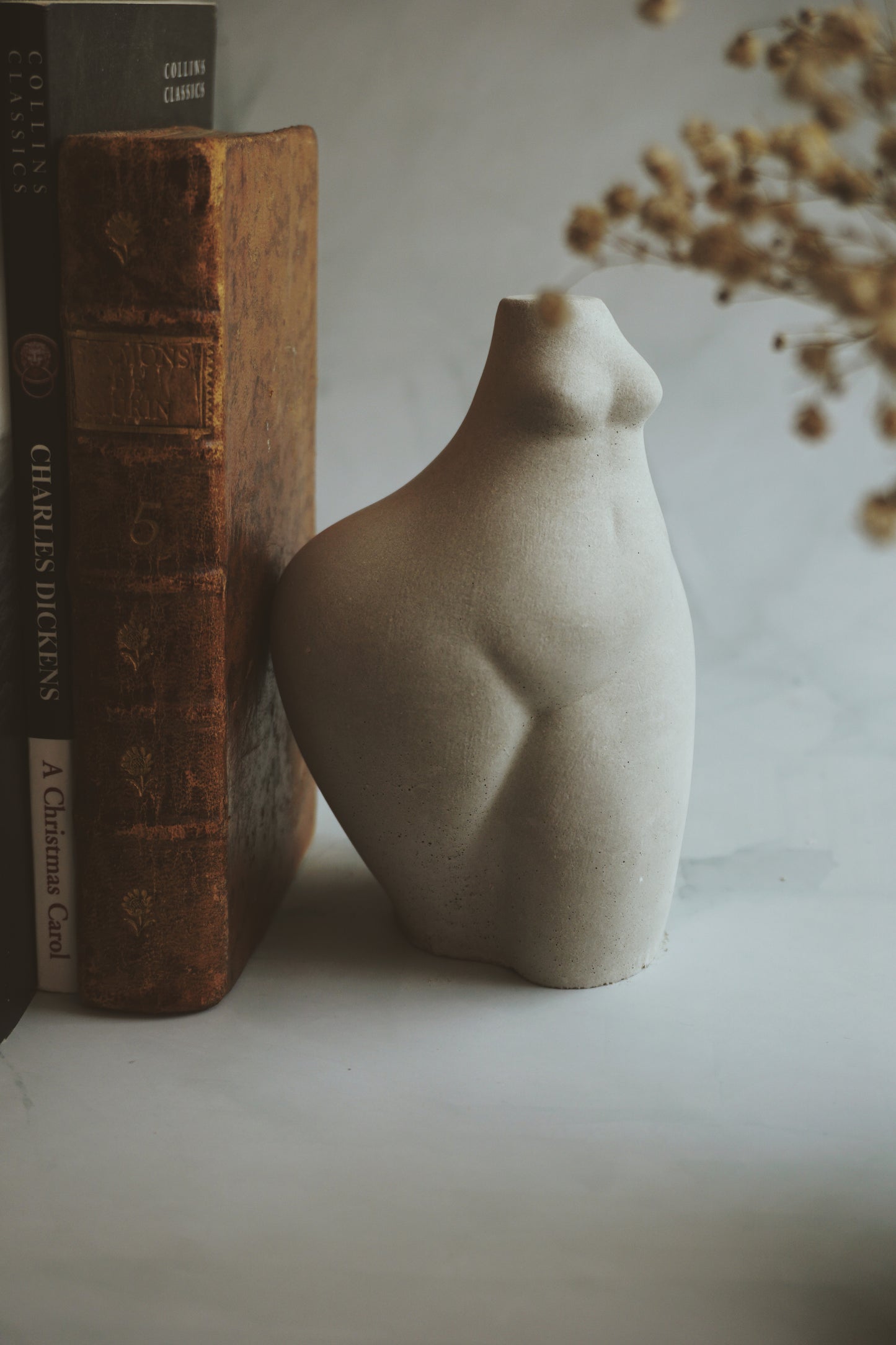 Concrete BOOKEND | Female Body | SHELF DECOR